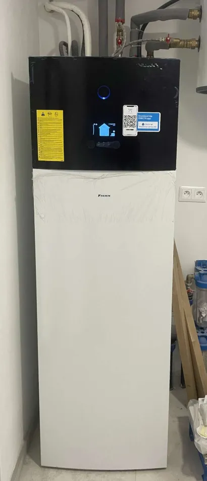 Tepelné čerpadlo vzduch voda Daikin Altherma 3 8kW s chladením rodinný dom Kynceľová
