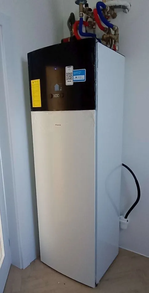 Tepelné čerpadlo vzduch voda Daikin Altherma 3 8kW s chladením rodinný dom Martin