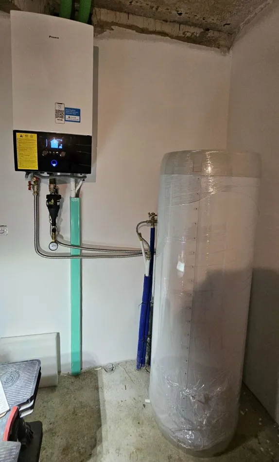 Tepelné čerpadlo vzduch voda Daikin Altherma 3 8kW s chladením rodinný dom Poriadie