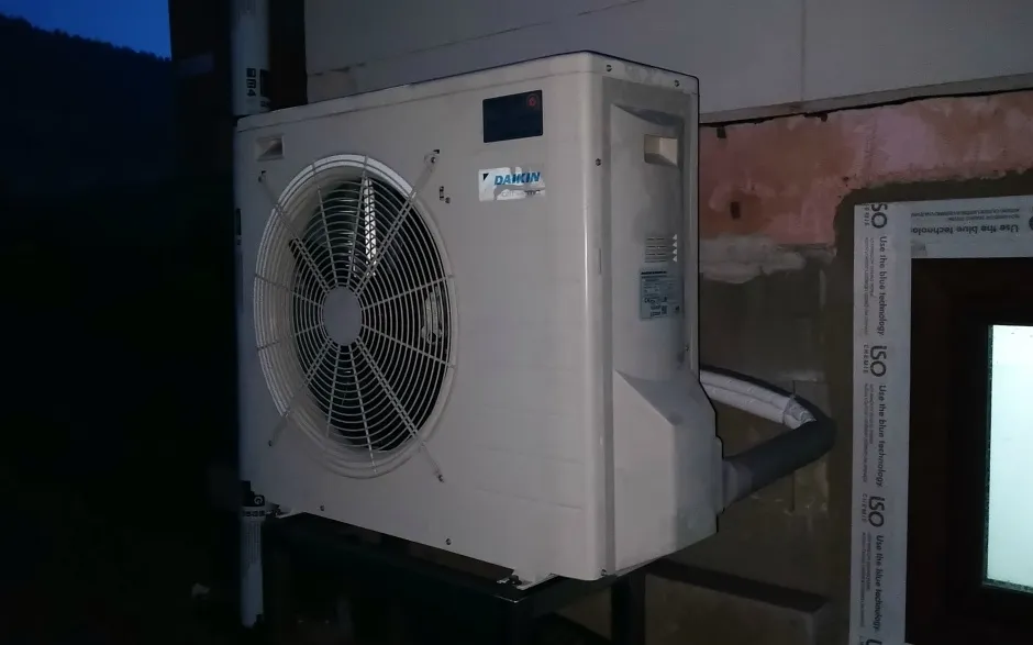 Tepelné čerpadlo vzduch voda Daikin Altherma LT 8kW s chladením rod. dom Plevník-Drienové