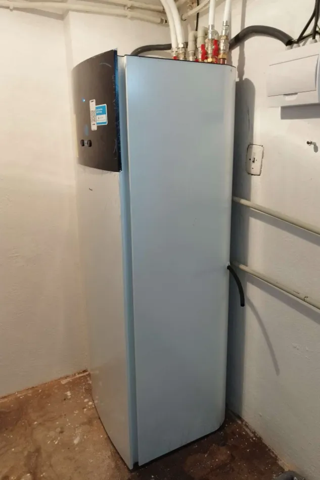 EQUINOX Tepelné čerpadlo vzduch voda Daikin Altherma HT3 vysokoteplotné 18kW rodinný dom Poproč