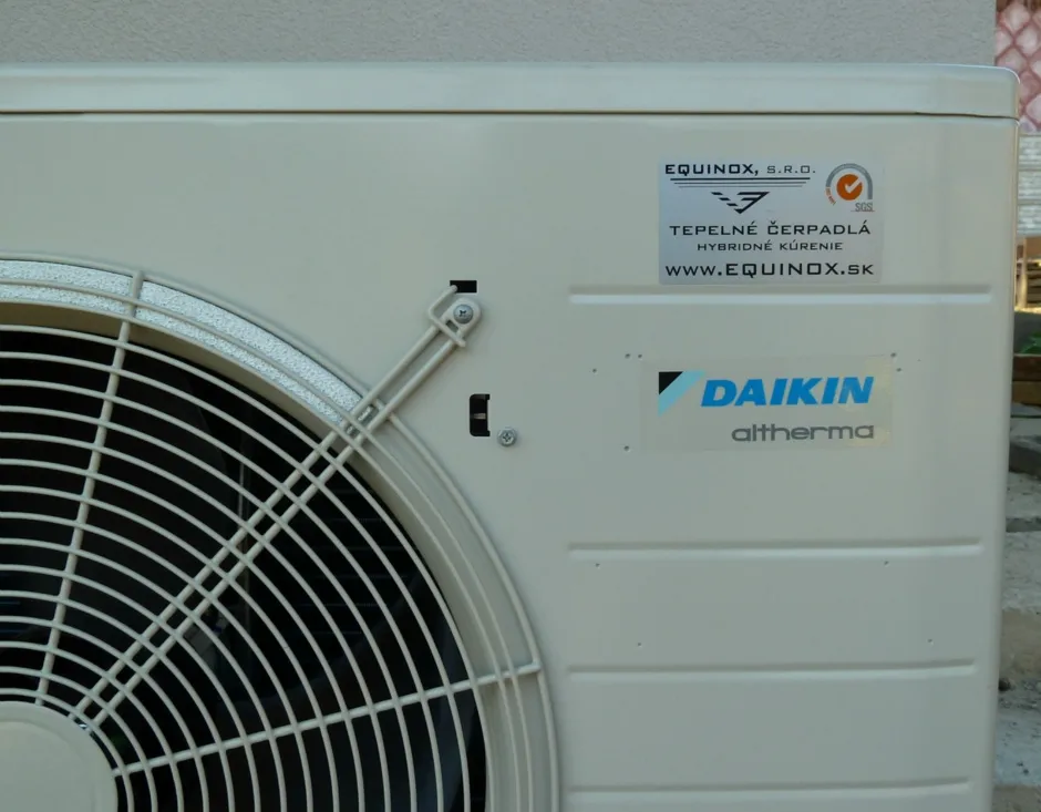 HYBRIDNÉ Tepelné čerpadlo Daikin Altherma HYBRID 8kW-33kW s chladením rodinný dom Humenné