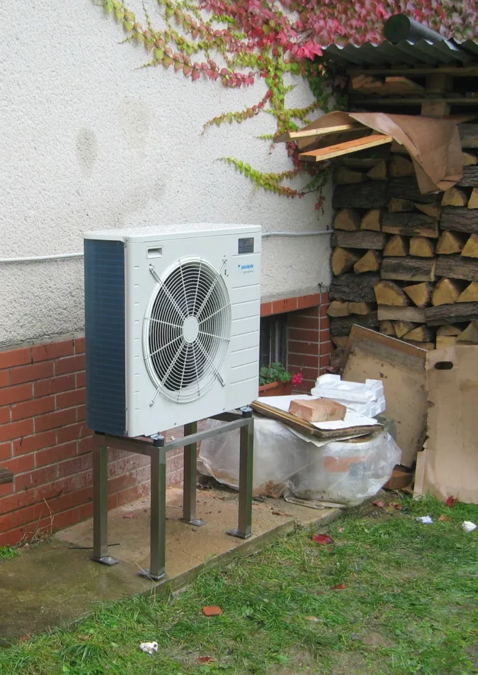 HYBRIDNÉ Tepelné čerpadlo vzduch voda Daikin Altherma 8kW - 33kW rodinný dom Badín