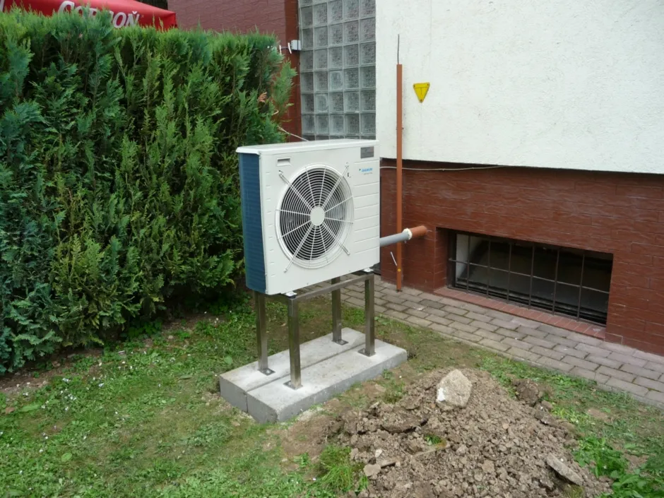 HYBRIDNÉ Tepelné čerpadlo vzduch voda Daikin Altherma 8kW - 33kW rodinný dom Dubnica nad Váhom