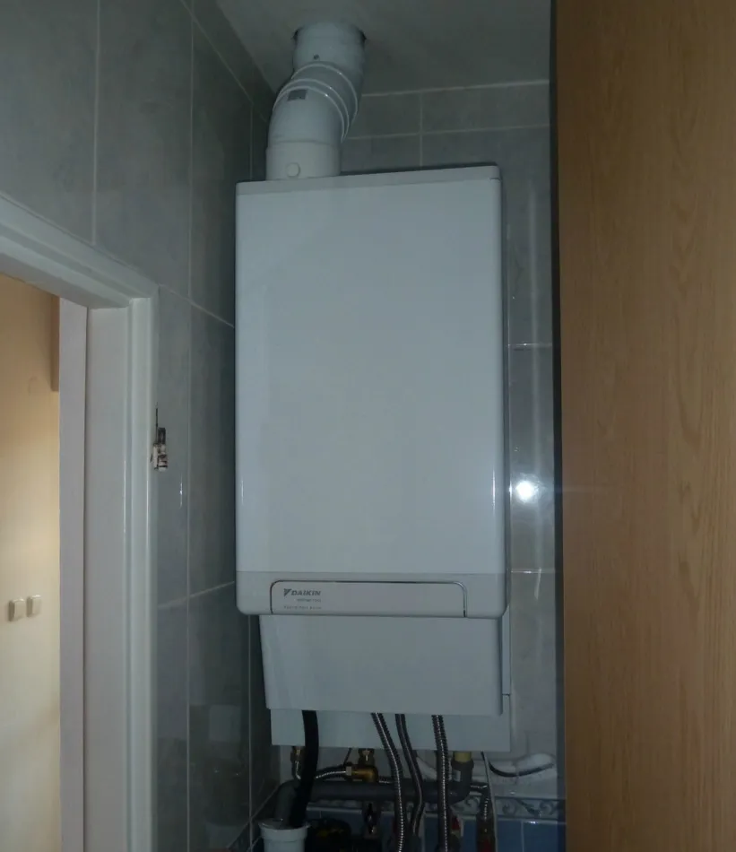 HYBRIDNÉ Tepelné čerpadlo vzduch voda Daikin Altherma 8kW - 33kW s chladením RD Harmónia