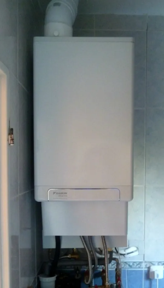 HYBRIDNÉ Tepelné čerpadlo vzduch voda Daikin Altherma 8kW - 33kW s chladením RD Harmónia