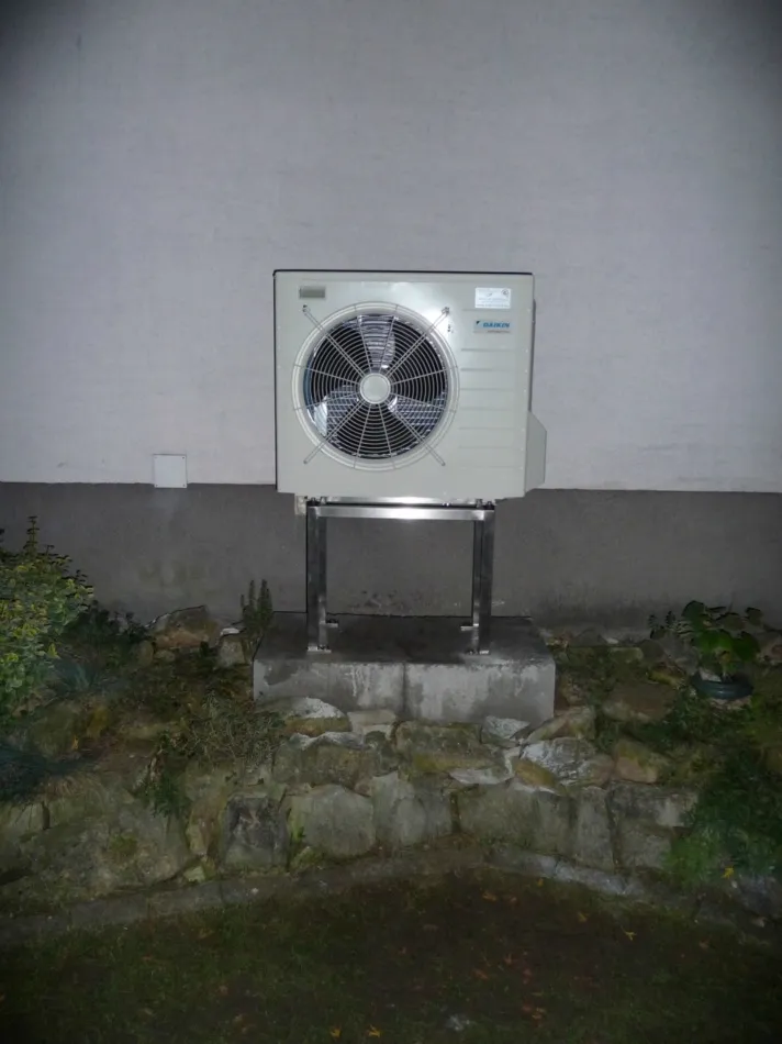 HYBRIDNÉ Tepelné čerpadlo vzduch voda Daikin Altherma HYBRID 8kW - 33kW rodinný dom Levice