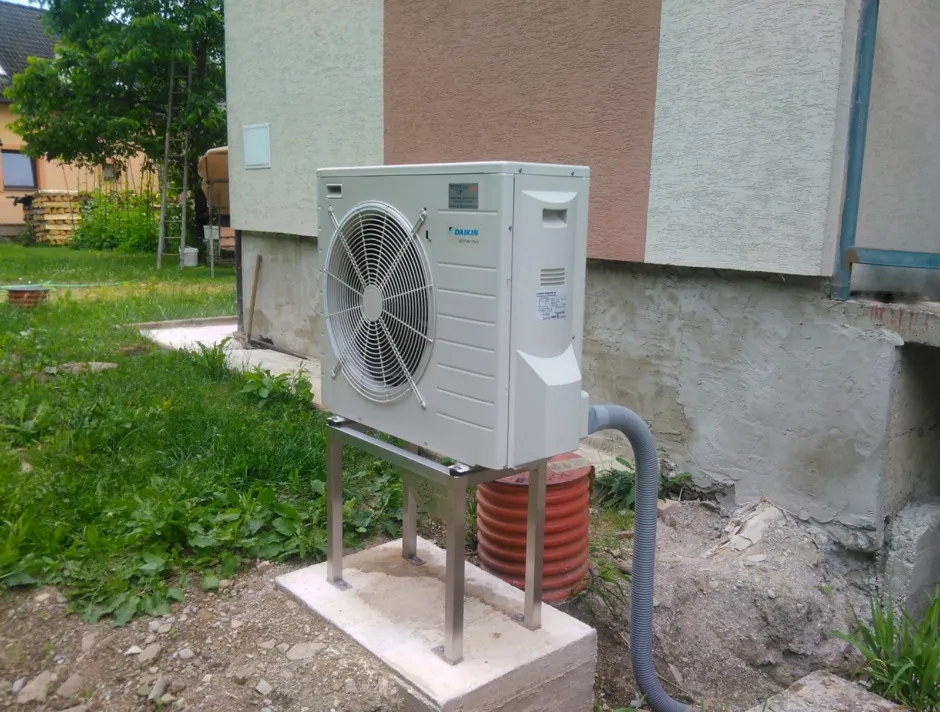 HYBRIDNÉ Tepelné čerpadlo vzduch voda Daikin Altherma HYBRID 8kW - 33kW rod. dom Petrovice