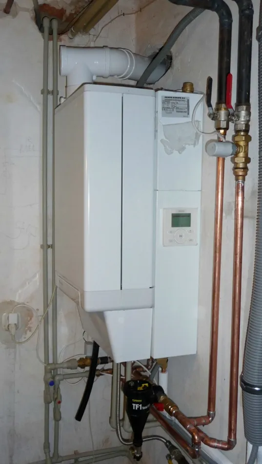 HYBRIDNÉ Tepelné čerpadlo vzduch voda Daikin Altherma HYBRID 8kW - 33kW rodinný dom Trstená 1