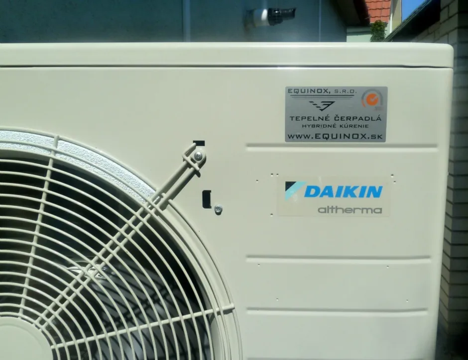 HYBRIDNÉ Tepelné čerpadlo vzduch voda Daikin Altherma HYBRID 8kW - 33kW rod. dom Vrakuňa