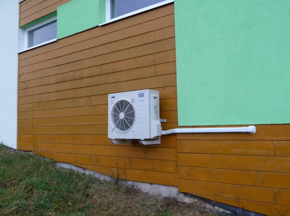 HYBRIDNÉ Tepelné čerpadlo vzduch voda Daikin Altherma HYBRID 8kW - 33kW rodinný dom Vidiná