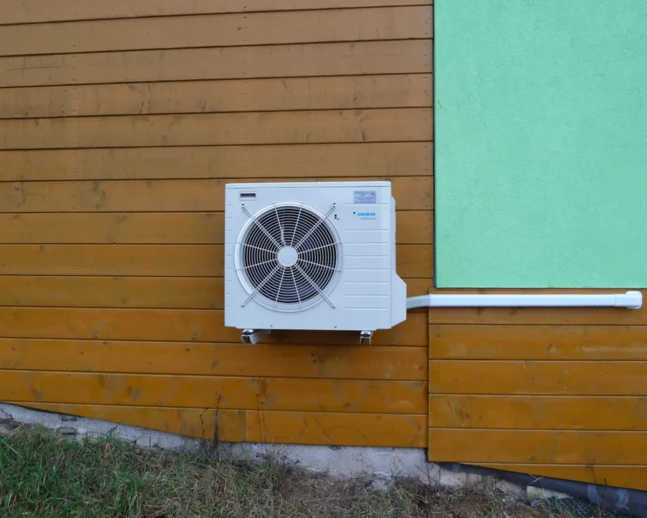 HYBRIDNÉ Tepelné čerpadlo vzduch voda Daikin Altherma HYBRID 8kW - 33kW rodinný dom Vidiná