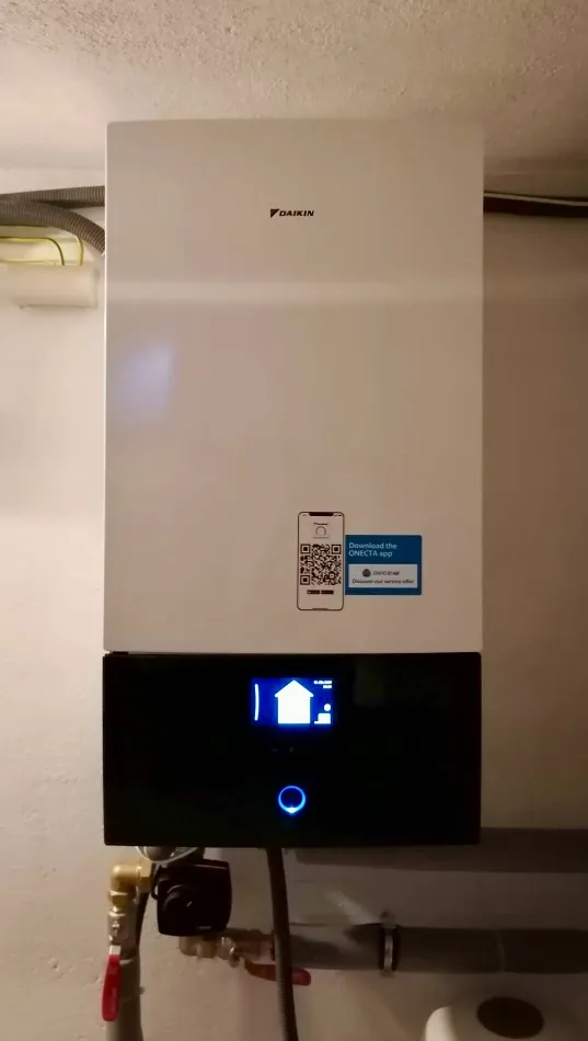 Tepelné čerpadlo vzduch voda Daikin Altherma HT3 vysokoteplotné 14kW RD Kamenec pod Vtáčnikom