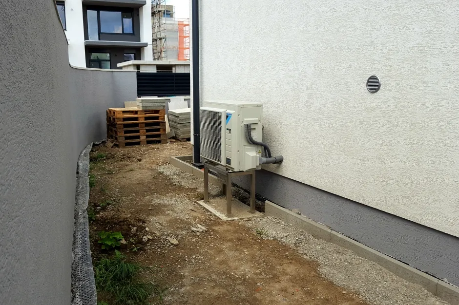Tepelné čerpadlo Daikin Altherma 3 6kW s chladením fan coil kazetový rodinný dom Jarovce