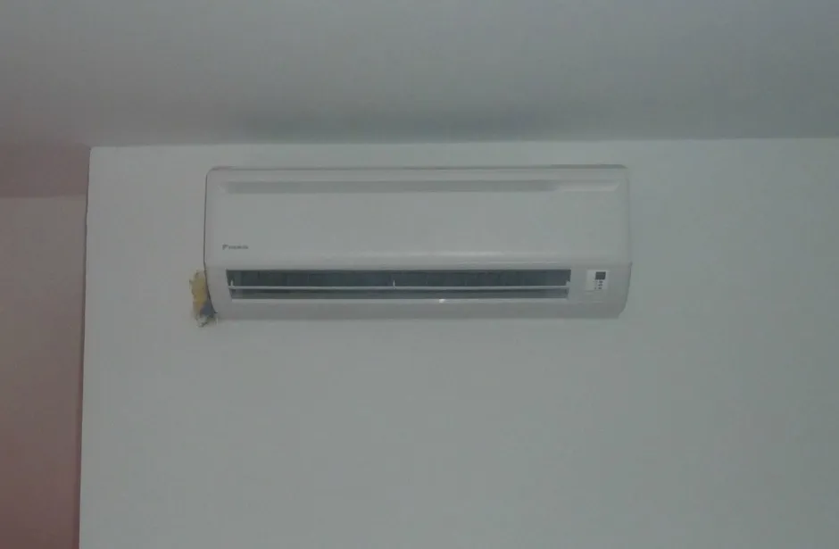 Tepelné čerpadlo Daikin Altherma Hybrid 8kW-33kW s chladením fan coil rodinný dom Kalná nad Hronom