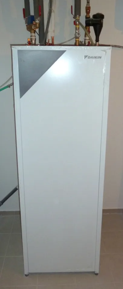 Tepelné čerpadlo vzduch voda Daikin Altherma LT 14kW s chladením fan coil rodinný dom Bratislava