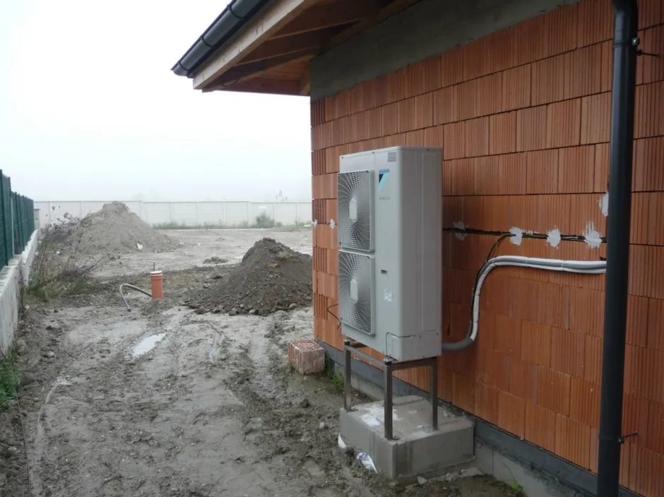 Tepelné čerpadlo vzduch voda Daikin Altherma LT 14kW s chladením rodinný dom Rusovce