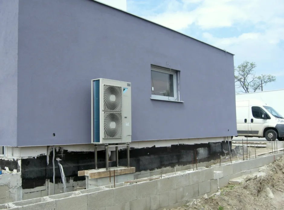 Tepelné čerpadlo vzduch voda Daikin Altherma LT 16kW s chladením fan coil nástenný rodinný dom Stupava