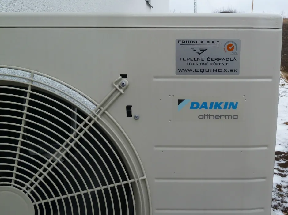 Tepelné čerpadlo Daikin Altherma LT 8kW s chladením fan coil rodinný dom Banská Bystrica