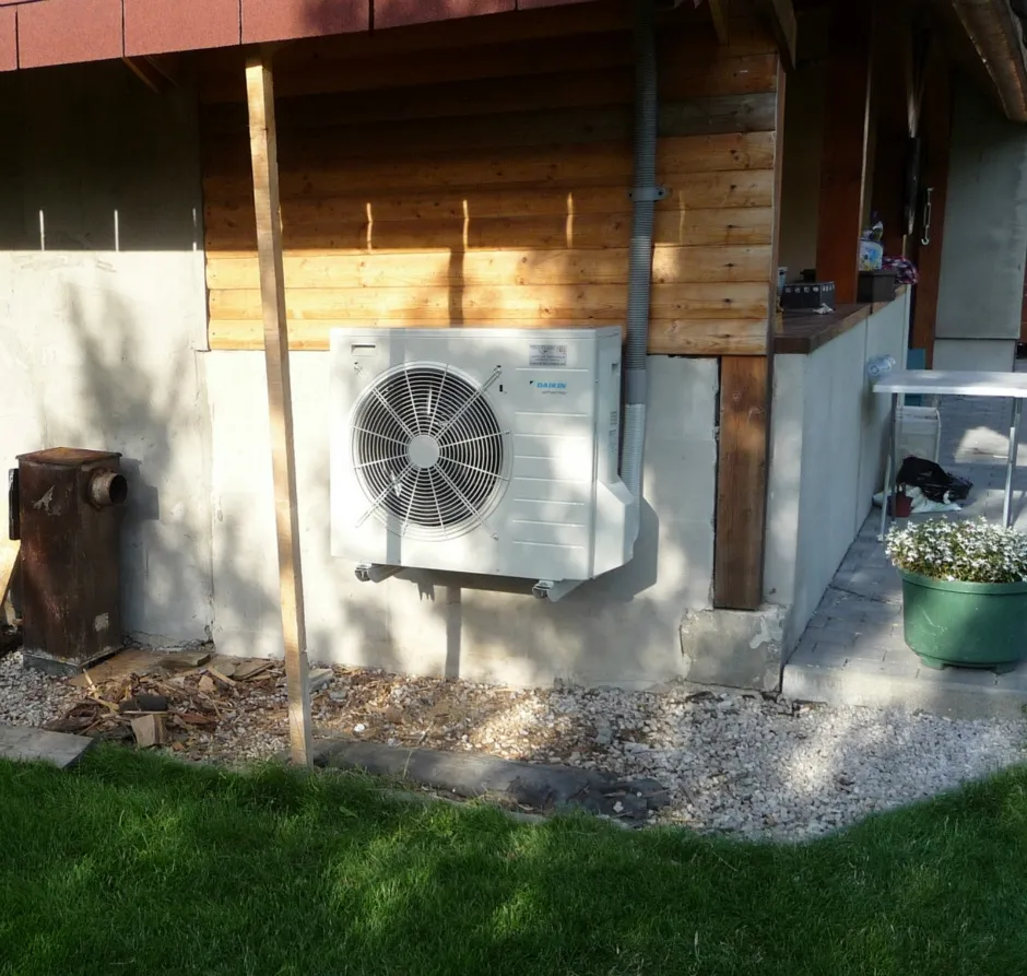 Tepelné čerpadlo vzduch voda Daikin Altherma LT 8kW s chladením konvektor Fan Coil rodinný dom Ludrová