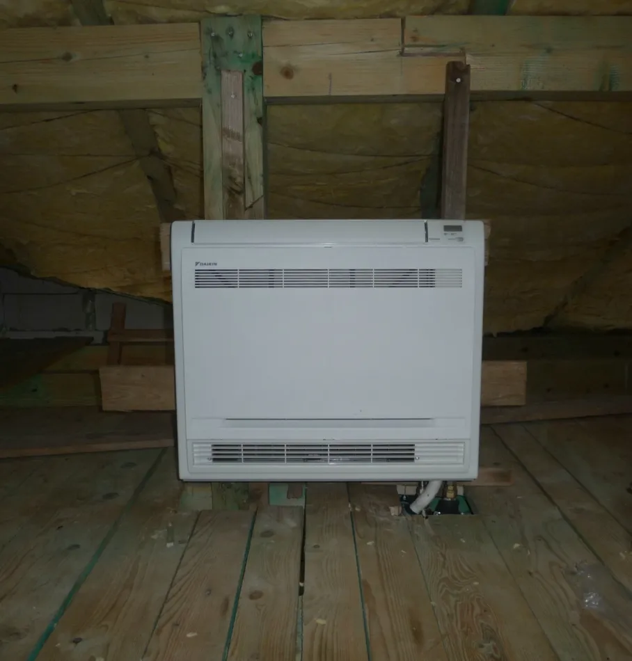 Tepelné čerpadlo vzduch voda Daikin Altherma LT 8kW s chladením konvektor tepelného čerpadla rodinný dom Košice