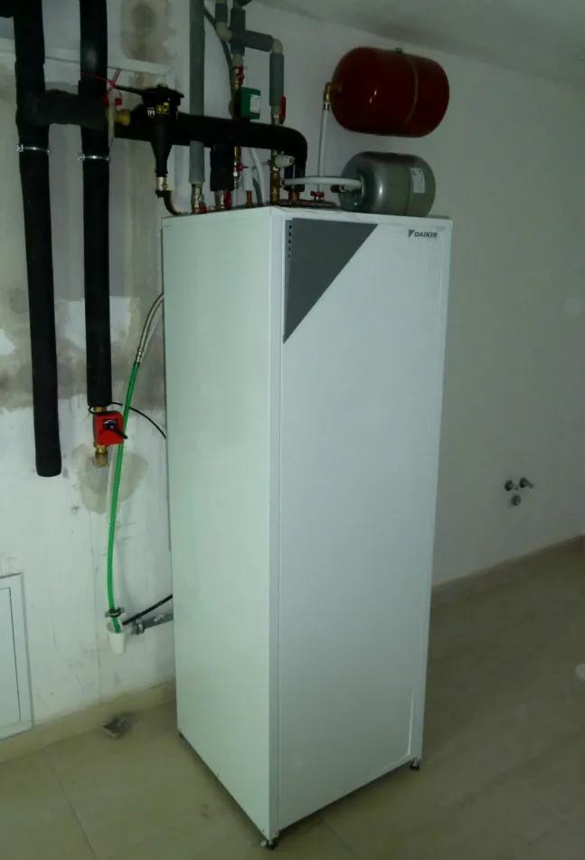 Tepelné čerpadlo vzduch voda Daikin Altherma LT 8kW s chladením rodinný dom Banská Bystrica