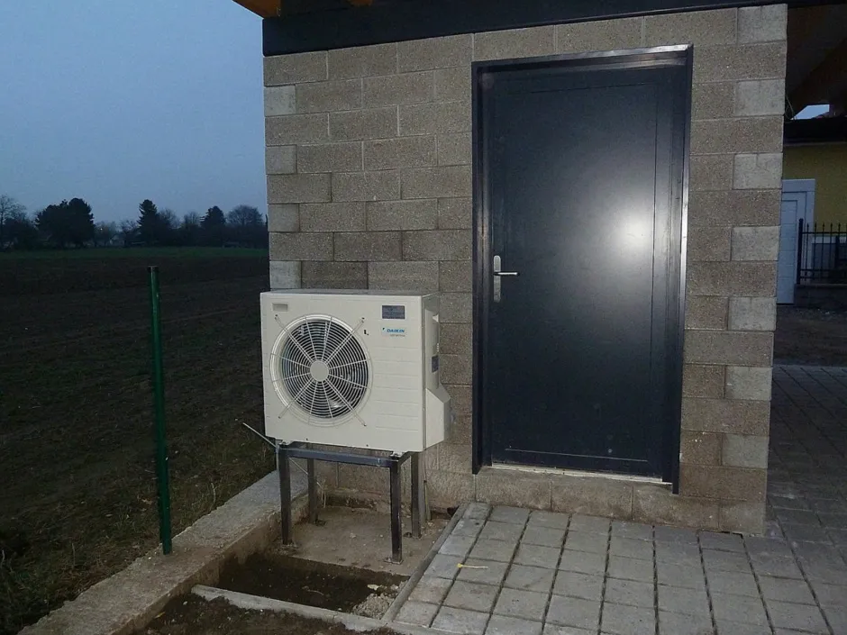 Tepelné čerpadlo vzduch voda Daikin Altherma LT 8kW s chladením rodinný dom Kittsee