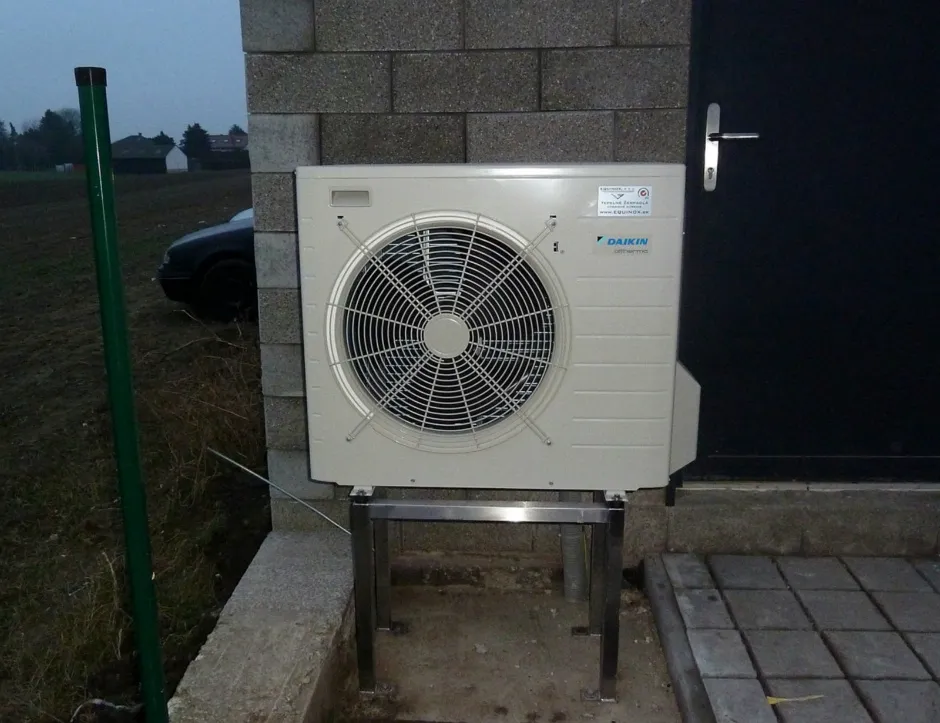 Tepelné čerpadlo vzduch voda Daikin Altherma LT 8kW s chladením rodinný dom Kittsee