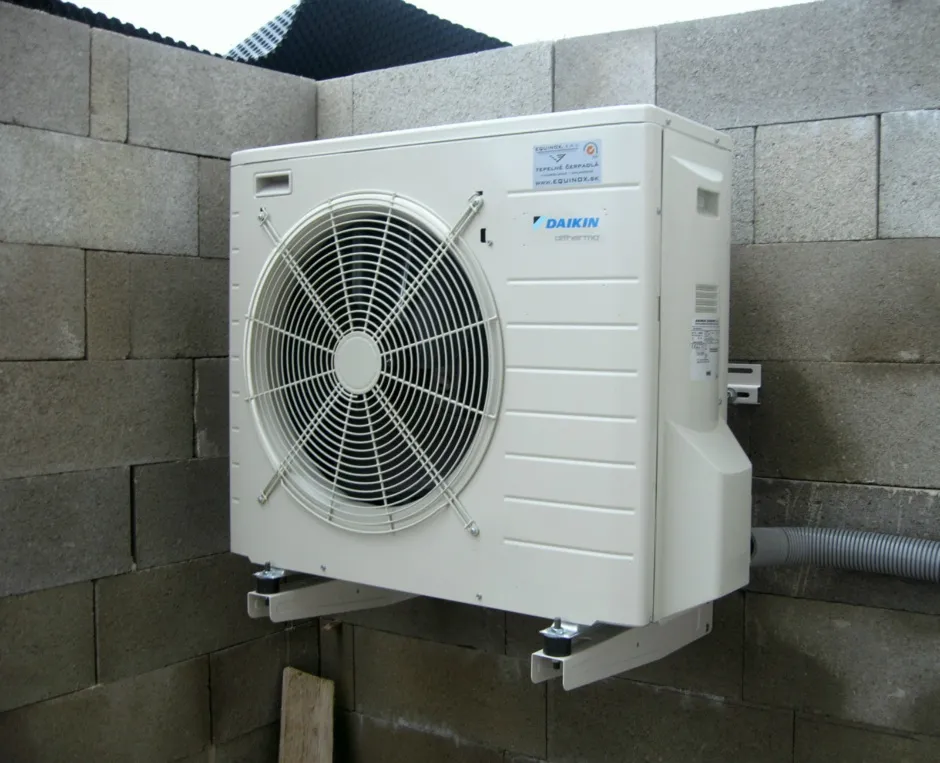 Tepelné čerpadlo vzduch voda Daikin Altherma LT 8kW s chladením rodinný dom Kostolná Ves