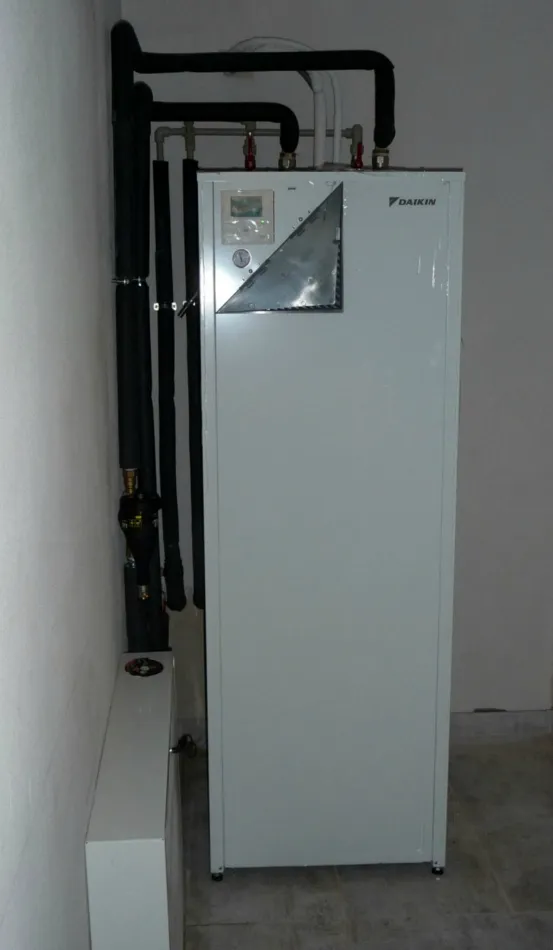 Tepelné čerpadlo vzduch voda Daikin Altherma LT 8kW s chladením rodinný dom Michalovce