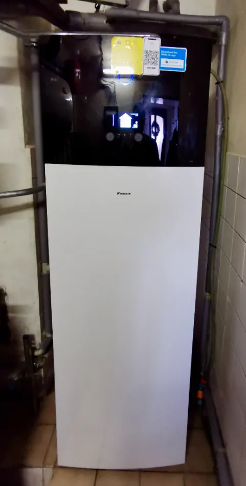 Tepelné čerpadlo vzduch voda Daikin Altherma 3 11kW rodinný dom Horné Pršany