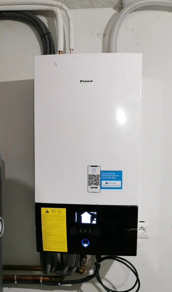 Tepelné čerpadlo vzduch voda Daikin Altherma 3 11kW rodinný dom Oravské Veselé