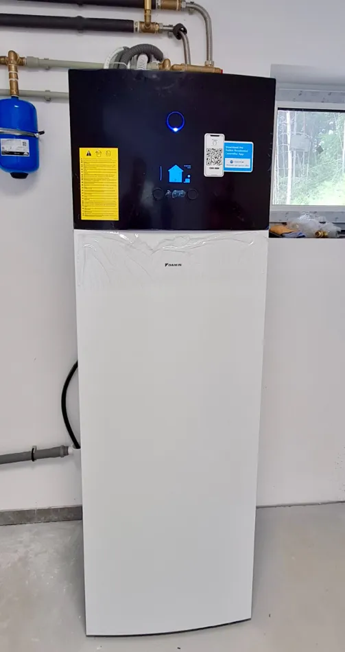 Tepelné čerpadlo vzduch voda Daikin Altherma 3 11kW rodinný dom Paština Závada