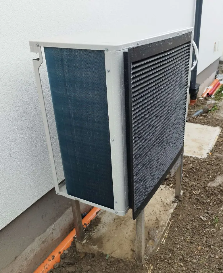 Tepelné čerpadlo vzduch voda Daikin Altherma 3 11kW s chladením rod. dom Chorvátsky Grob