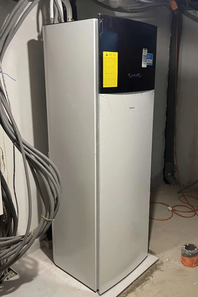 Tepelné čerpadlo vzduch voda Daikin Altherma 3 11kW s chladením rodinný dom Gattendorf