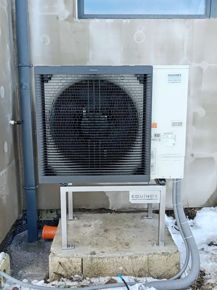 Tepelné čerpadlo vzduch voda Daikin Altherma 3 11kW s chladením rodinný dom Hronsek