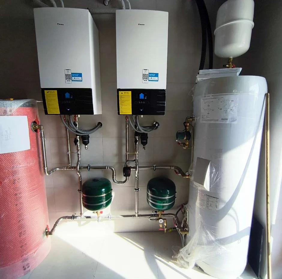 Tepelné čerpadlo vzduch voda Daikin Altherma 3 11kW s chladením rodinný dom Kalonda