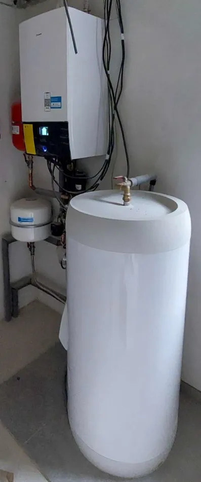 Tepelné čerpadlo vzduch voda Daikin Altherma 3 11kW s chladením rodinný dom Stankovany