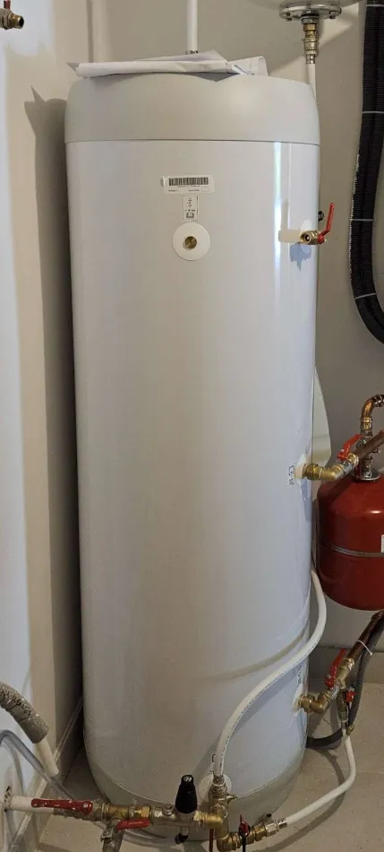 Tepelné čerpadlo vzduch voda Daikin Altherma 3 11kW s chladením rodinný dom Streženice