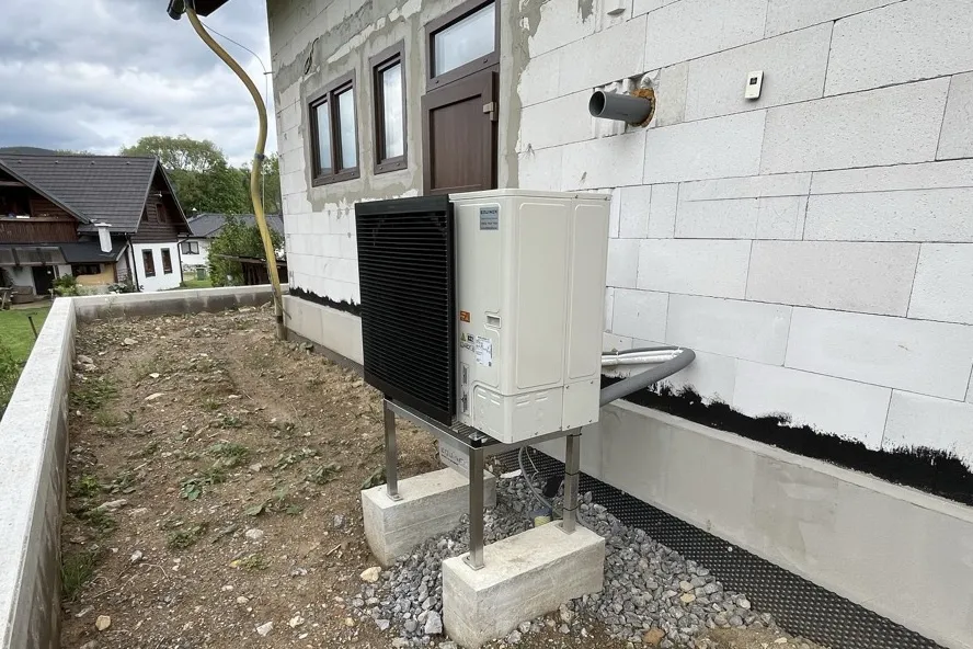 Tepelné čerpadlo vzduch voda Daikin Altherma 3 11kW s chladením rodinný dom Zuberec
