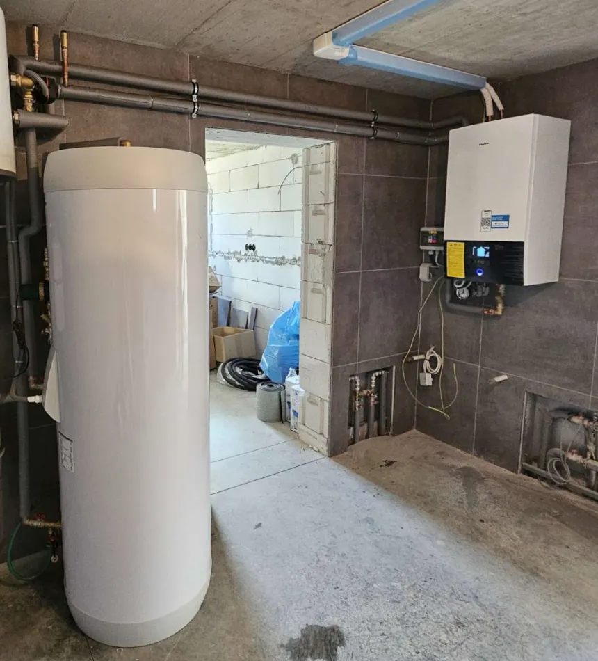 Tepelné čerpadlo vzduch voda Daikin Altherma 3 14kW rodinný dom Babín
