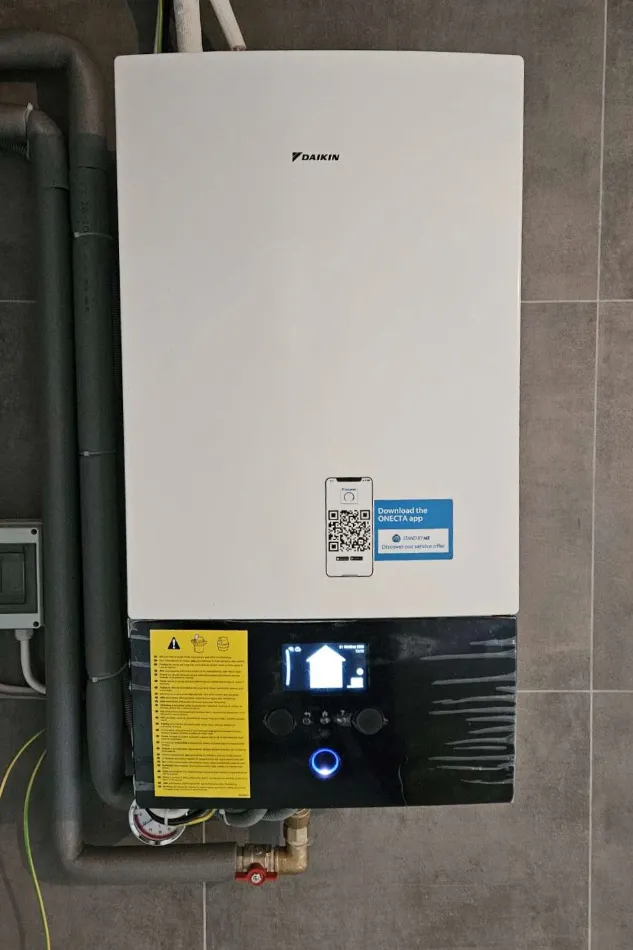 Tepelné čerpadlo vzduch voda Daikin Altherma 3 14kW rodinný dom Babín