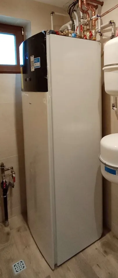 Tepelné čerpadlo vzduch voda Daikin Altherma 3 14kW rodinný dom Brezno