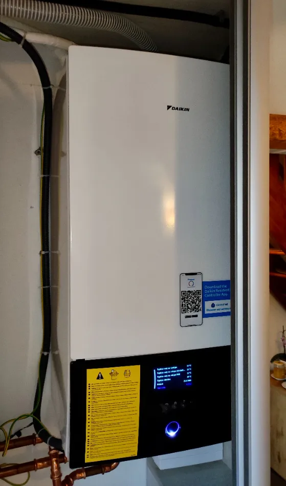 Tepelné čerpadlo vzduch voda Daikin Altherma 3 14kW rodinný dom Králiky