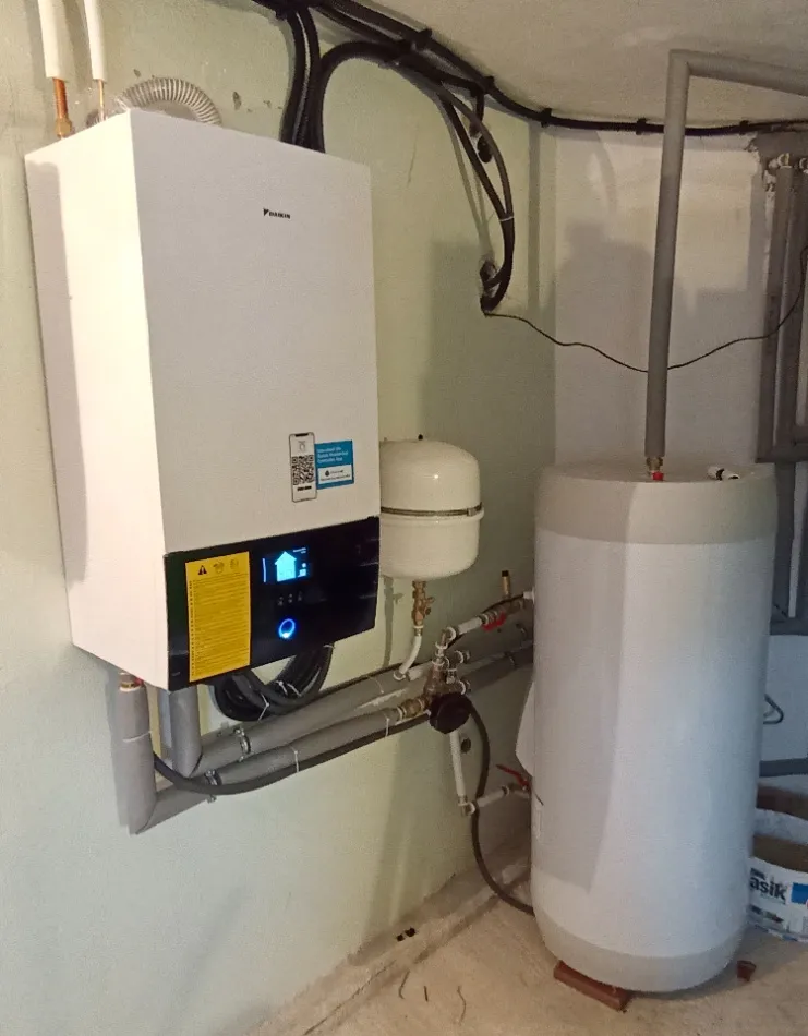 Tepelné čerpadlo vzduch voda Daikin Altherma 3 14kW rodinný dom Lukové