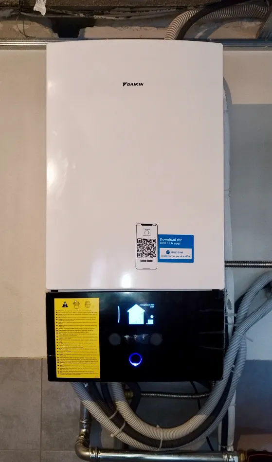 Tepelné čerpadlo vzduch voda Daikin Altherma 3 14kW rodinný dom Oravské Veselé