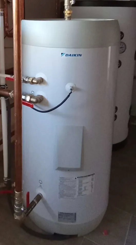 Tepelné čerpadlo vzduch voda Daikin Altherma 3 14kW s chladením rodinný dom Badín