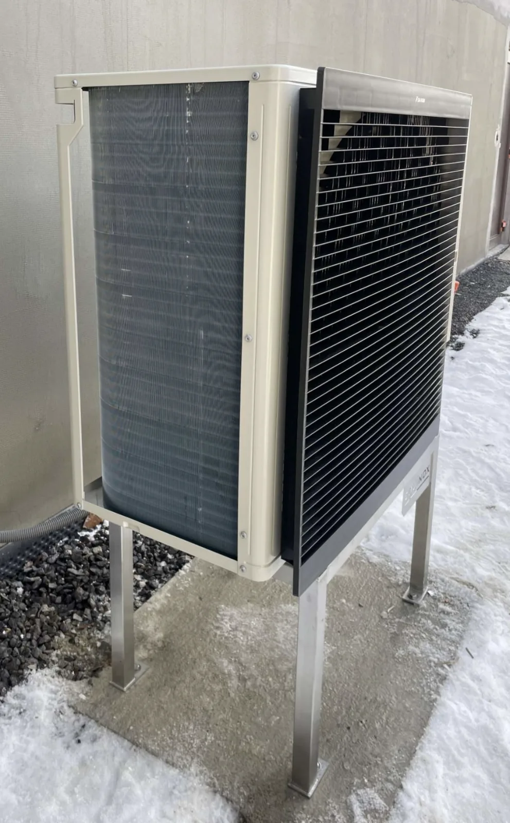 Tepelné čerpadlo vzduch voda Daikin Altherma 3 14kW s chladením rodinný dom Banská Štiavnica
