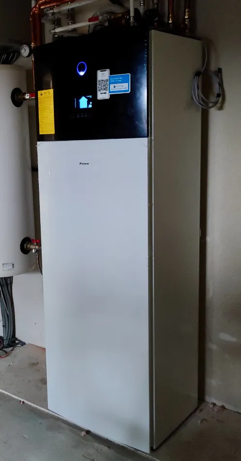 Tepelné čerpadlo vzduch voda Daikin Altherma 3 14kW s chladením rodinný dom Kremnica