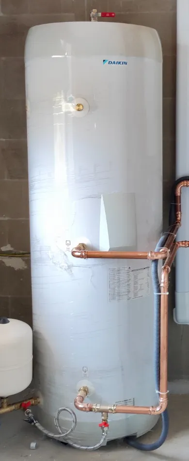 Tepelné čerpadlo vzduch voda Daikin Altherma 3 16kW rodinný dom Lučenec